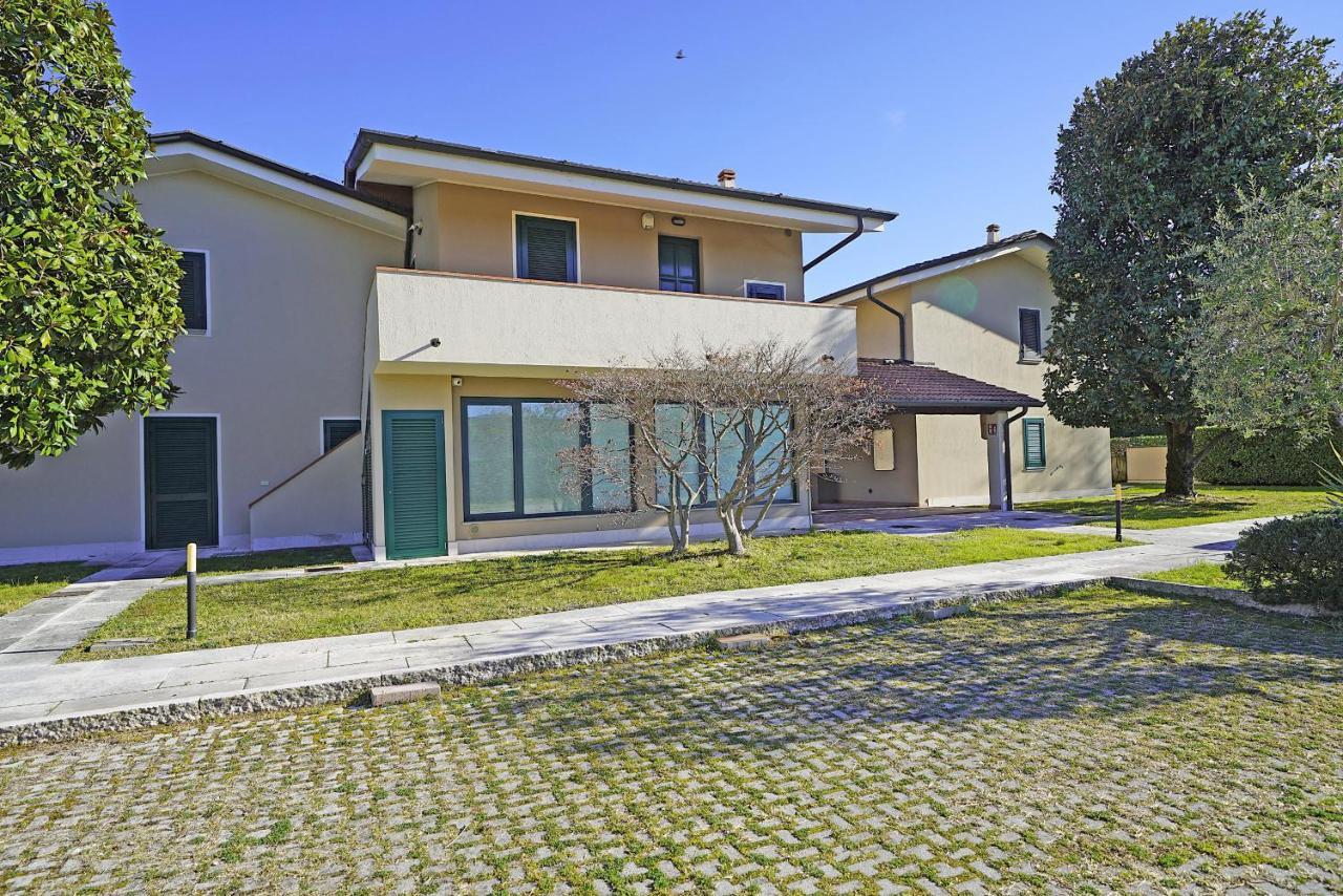 Apartamento Il Porticciolo P1-12 By Wonderful Italy Sirmione Exterior foto