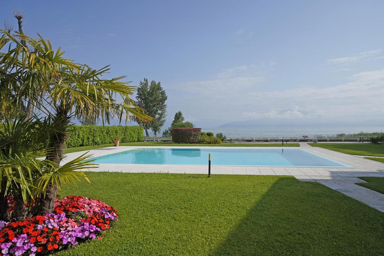 Apartamento Il Porticciolo P1-12 By Wonderful Italy Sirmione Exterior foto